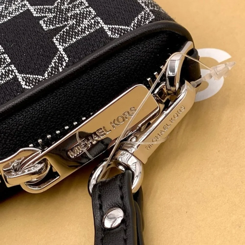 Michael Kors Jet Set Travel Wallet  Phone Case Wristlet Glimmer MK Print